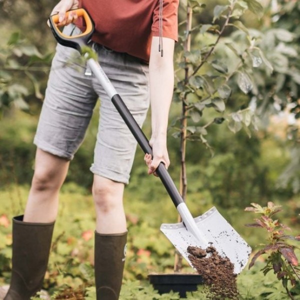 Фото - Лопата Fiskars Xact (1066729)